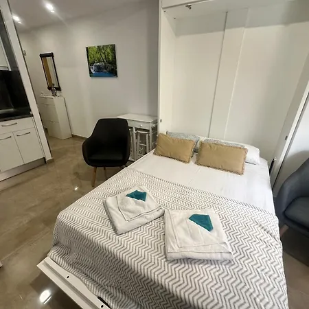 Homely Loft Sunset Τορεβιέχα
