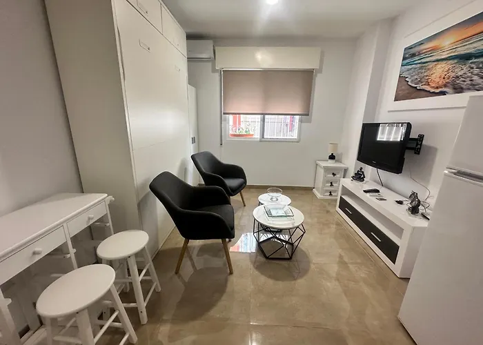 Homely Loft Sunset Apartment